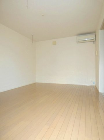 柿の木坂レジデンスの寝室|★明るいフローリングのお部屋です★