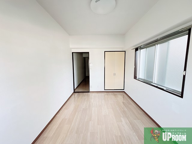 キャッスル片岡の居間・リビング