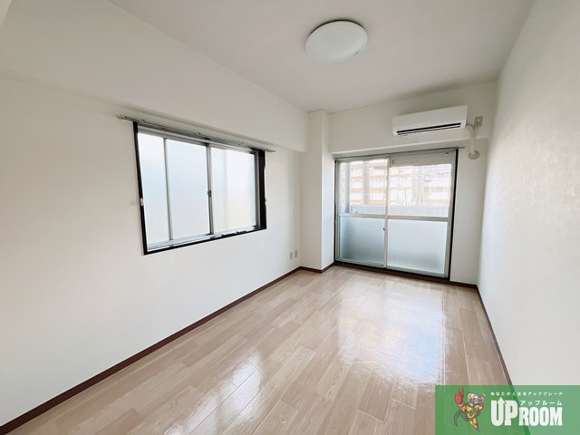 キャッスル片岡の居間・リビング