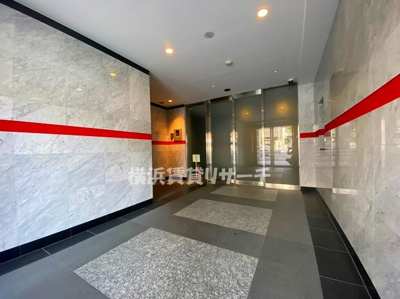 【エントランス】 | メインステージ横濱黄金町