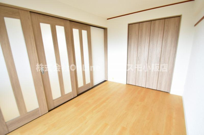 【洋室】 | エスポアール布施