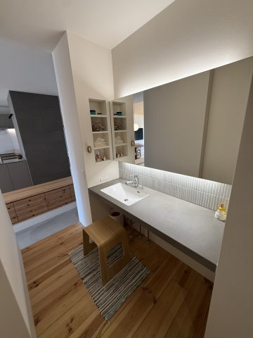 「ハウスメーカー」築浅平屋の独立洗面台