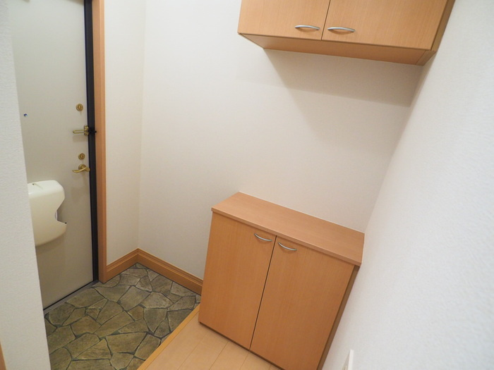 川崎市麻生区黒川のアパートの玄関