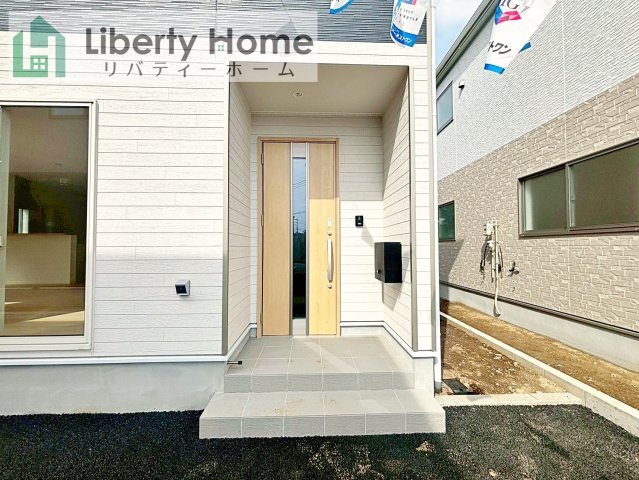 古河市諸川第9　新築戸建　2号棟のエントランス