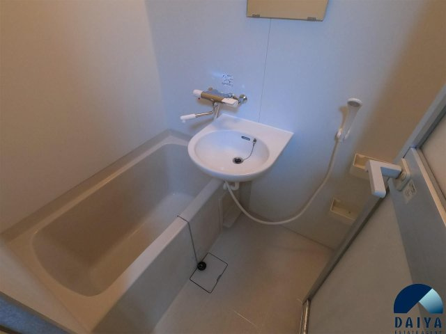 サンフローラルの浴室