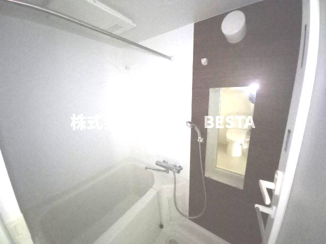 エステムコートみなと元町THE FIRST の浴室