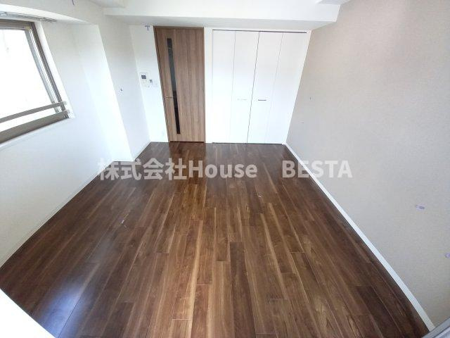 エステムコートみなと元町THE FIRST の洋室