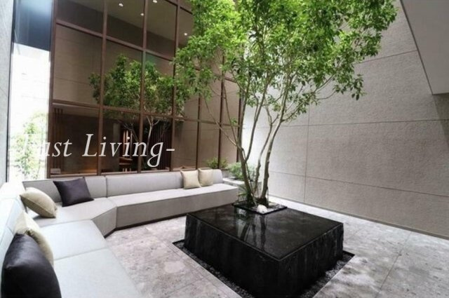 クラッシィハウス大手町のロビー