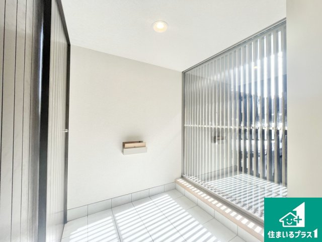 堺市堺区緑ヶ丘北町　中古戸建の玄関