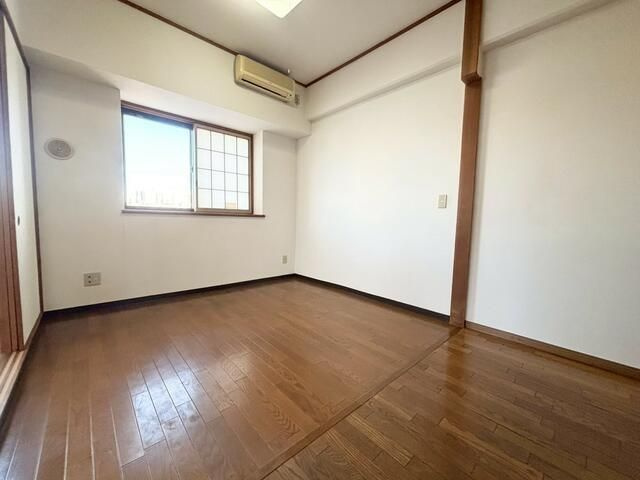 プレジール本郷ステーションプラザの居間・リビング