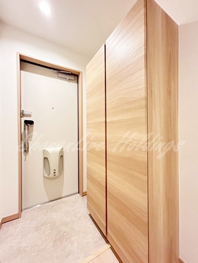 横浜市泉区和泉町のアパートの玄関|シューズボックスで玄関すっきり♪