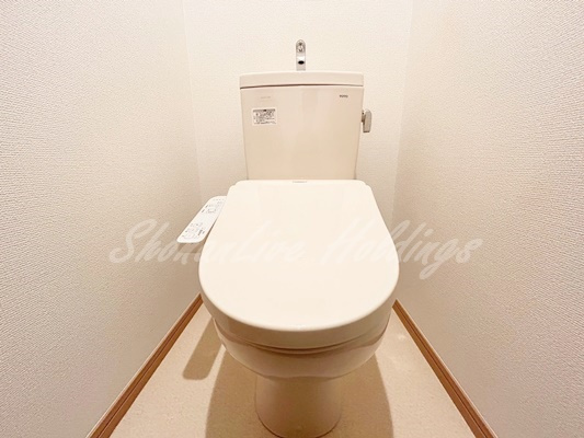 横浜市泉区和泉町のアパートのトイレ|温水洗浄便座付き♪