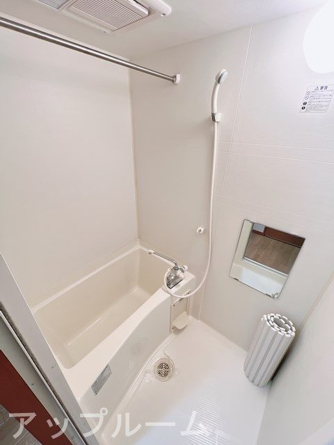 キャッスル牧Bの浴室