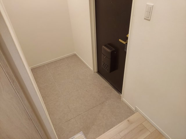 チェリーデ宝塚の玄関