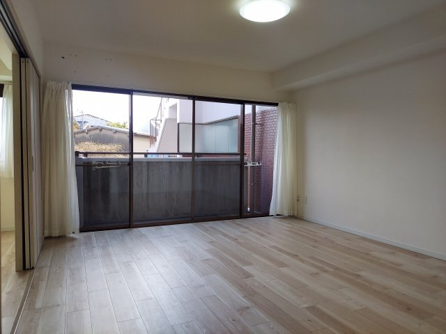 チェリーデ宝塚の居間・リビング