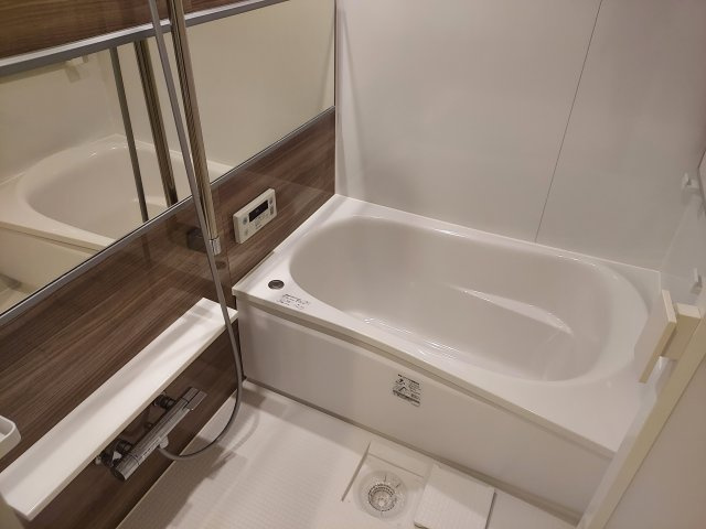 チェリーデ宝塚の浴室|浴室乾燥機付き