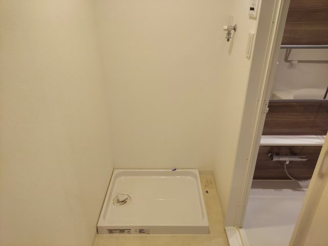 チェリーデ宝塚の洗面所|洗濯機置場