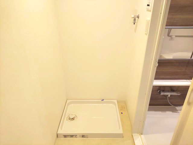 チェリーデ宝塚の洗面所|洗濯機置場