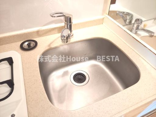 エステムコート三宮駅前ラ・ドゥーのキッチン