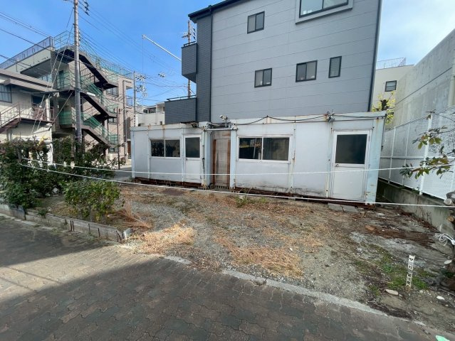 【前面道路含む現地写真】の画像