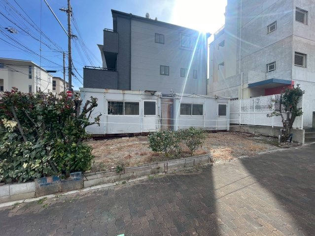 【前面道路含む現地写真】の画像