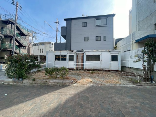 【前面道路含む現地写真】の画像