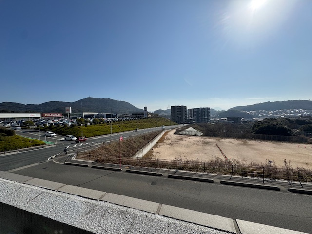 トラストネクサス新椋野の駐車場