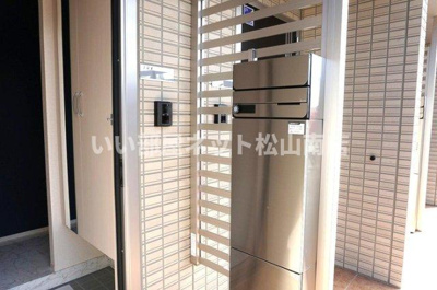 【エントランス】 | コントレール・A