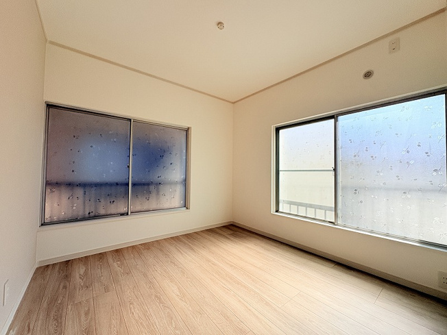 【子供部屋】 | 練馬区大泉学園町5丁目　中古一戸建住宅　(保谷店) | 2階5.0帖/お好みのインテリアで安らぐ癒し空間が生まれます。