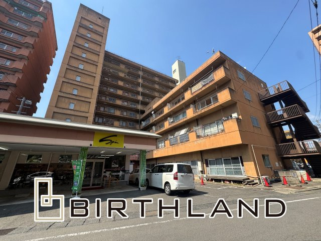 想定年間賃料　57.6万　想定利回り13％　鉄骨鉄筋コンクリート造