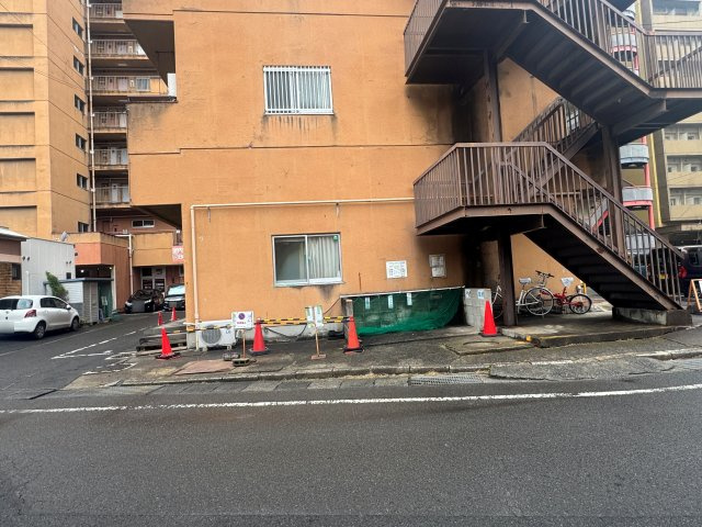 想定年間賃料　57.6万　想定利回り13％　鉄骨鉄筋コンクリート造のその他