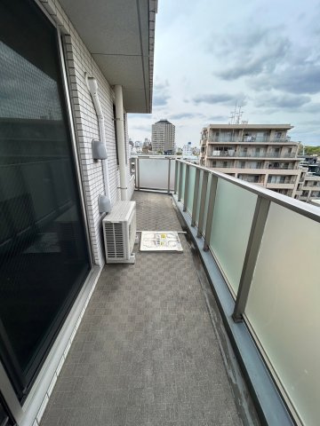 【バルコニー】
