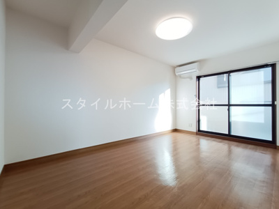 【居間・リビング】 | こぐま館 | イメージ写真です。