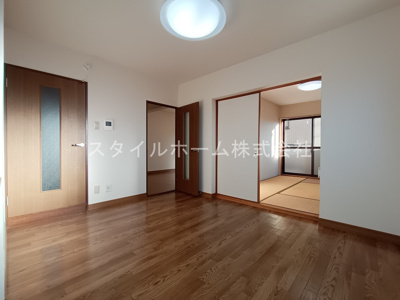 【居間・リビング】 | こぐま館 | イメージ写真です。