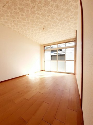 【居間・リビング】 | シティハイツよしかわ | 居間です