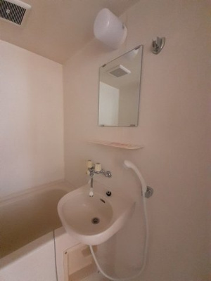 【洗面所】 | シティハイツよしかわ | 脱衣スペースもあります