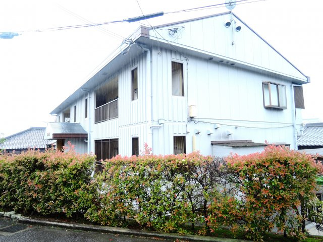 ヴィラサカイの外観