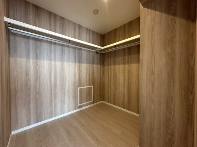 アバンドーネ西神春日台６号棟の収納