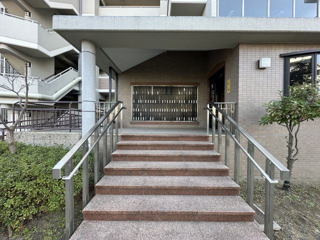 アバンドーネ西神春日台６号棟のその他共用部分