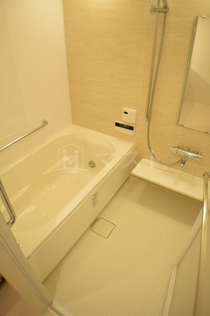 大阪市中央区東心斎橋１丁目の賃貸マンションの浴室