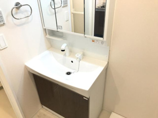 【洗面所】 | un  jour（アンジュール） | 洗髪洗面化粧台（イメージ）