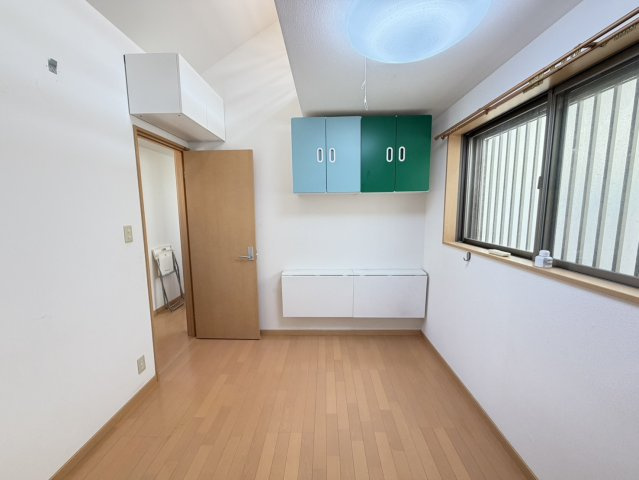 長峰台1丁目戸建の洋室