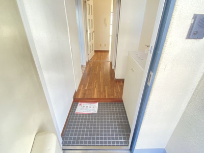 【玄関】 | 第二ドウェルなかせい