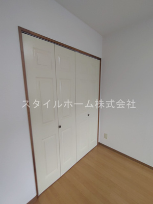 【居間・リビング】 | レジデンス緑ヶ丘 | イメージ写真です。