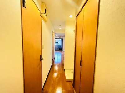 【玄関】 | ヨコハマＫＹＴビルディング