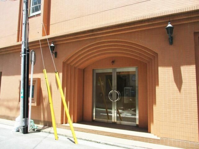 【エントランス】 | ヨコハマＫＹＴビルディング