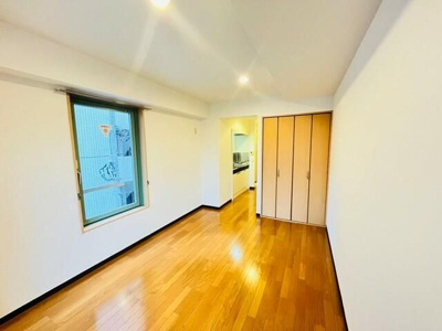 【居間・リビング】 | ヨコハマＫＹＴビルディング