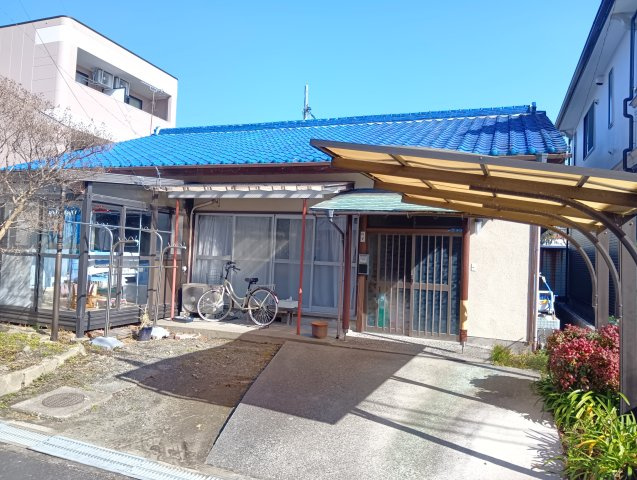 売中古戸建　富士市水戸島2丁目の外観|富士駅まで車で10分圏内。利便性の高い地域に位置しています。
