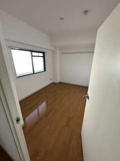 【洋室】 | グランデュール峯崎
