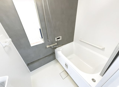 【浴室】 | 宇治大久保コープ | 浴室もリフォームしてますので、1日の疲れを気持ちよく癒してもらえます。